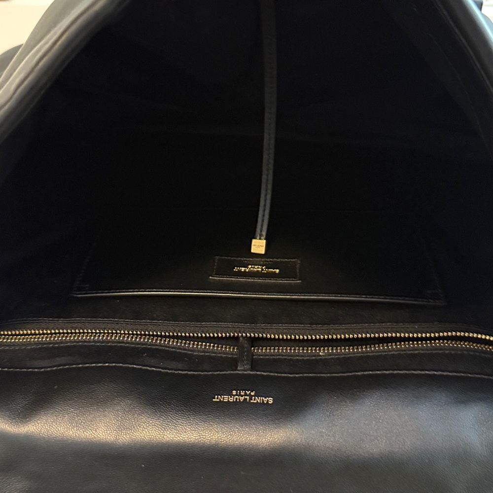 YSL Jamie 4.3 in Lambskin *Not accepting any low offers* - Picture 8 of 12